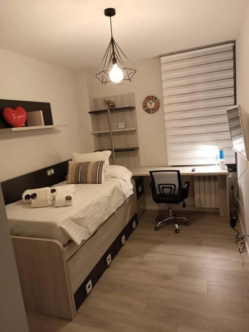 Appartamento ¡Al Lado De La Clinica Oftalmologica Vega! Oviedo Esterno foto